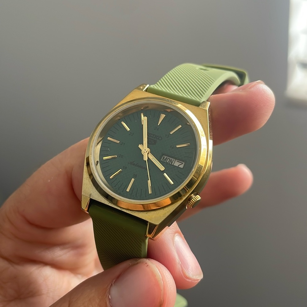 18k Gold Plated Seiko 5 with rubber strap